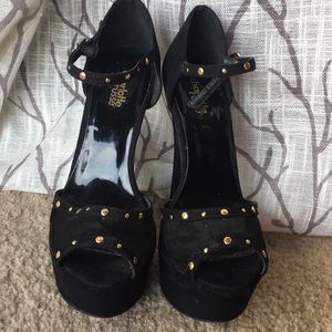 Size 7.5 Charlotte Russe Heels